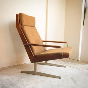 15193585 1064343450357763 8461076564012162134 n 300x300 Rob Parry LOTUS Lounge chair Netherlands Vintage 